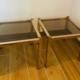Set de deux tables d’appoint vintage 70s / 80s en laiton plaqué et verre fumé