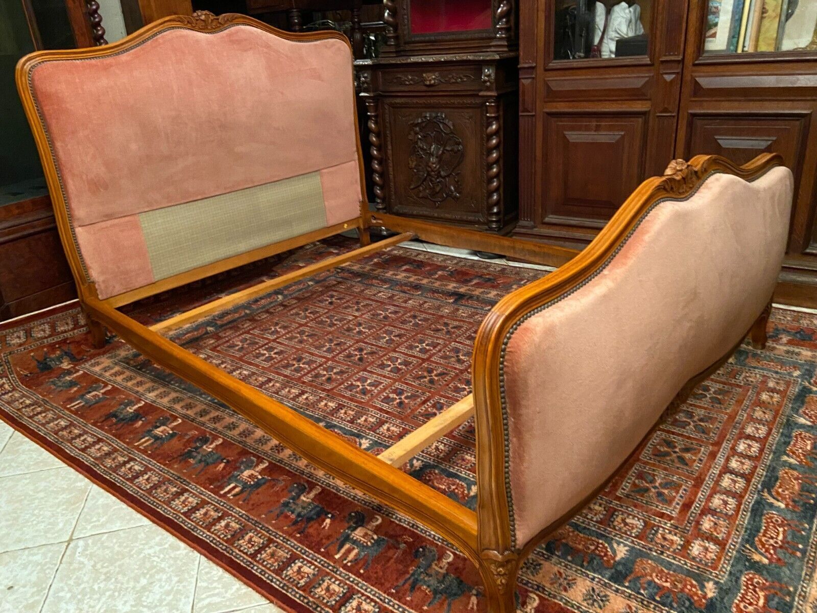 Bed in cherry wood blond carved velvet pink style Louis XV for sleeping 190x140