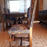 Ensemble de 6 chaises de style Louis XIII
