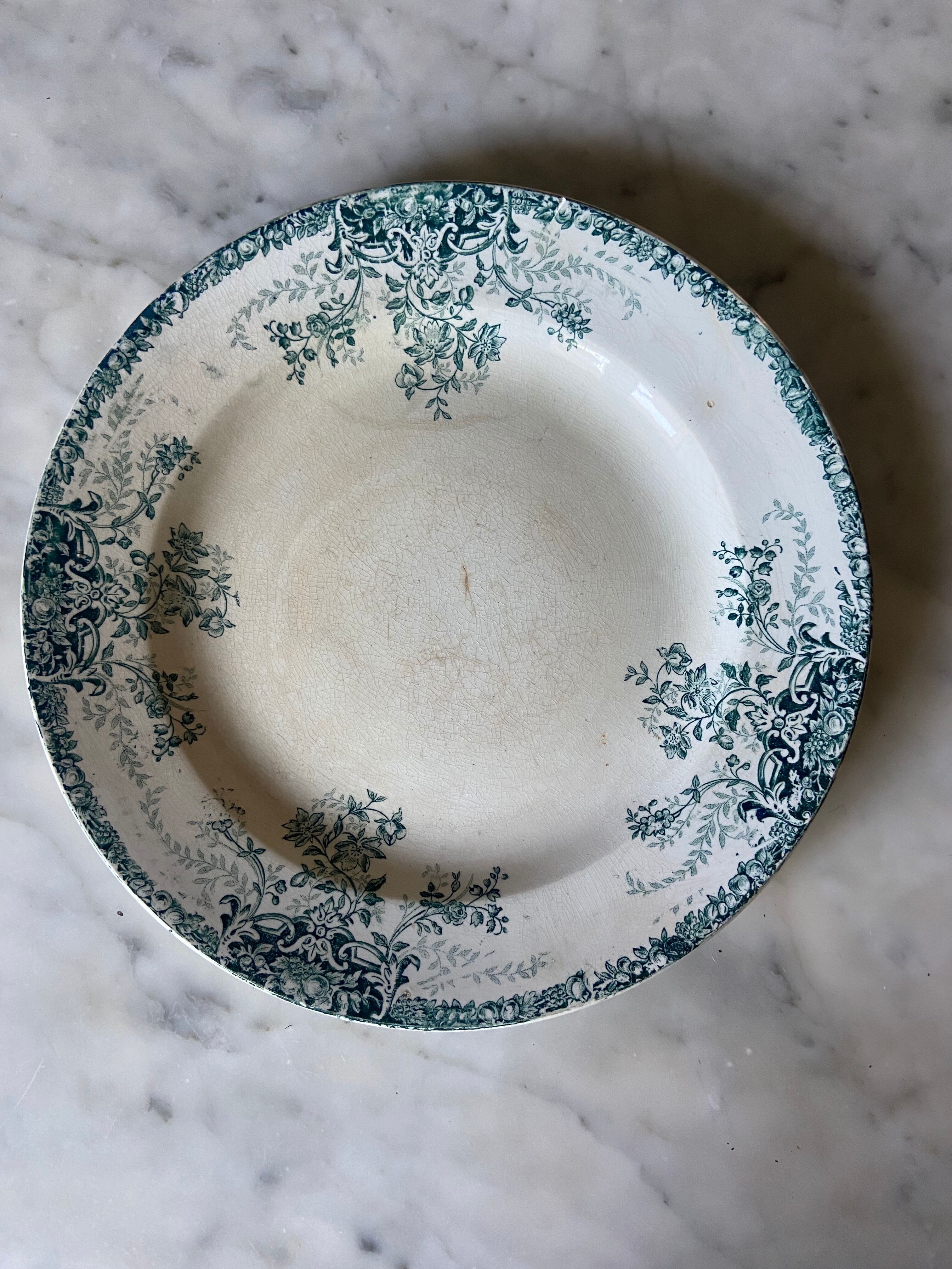 Round serving dishS vintage Amand