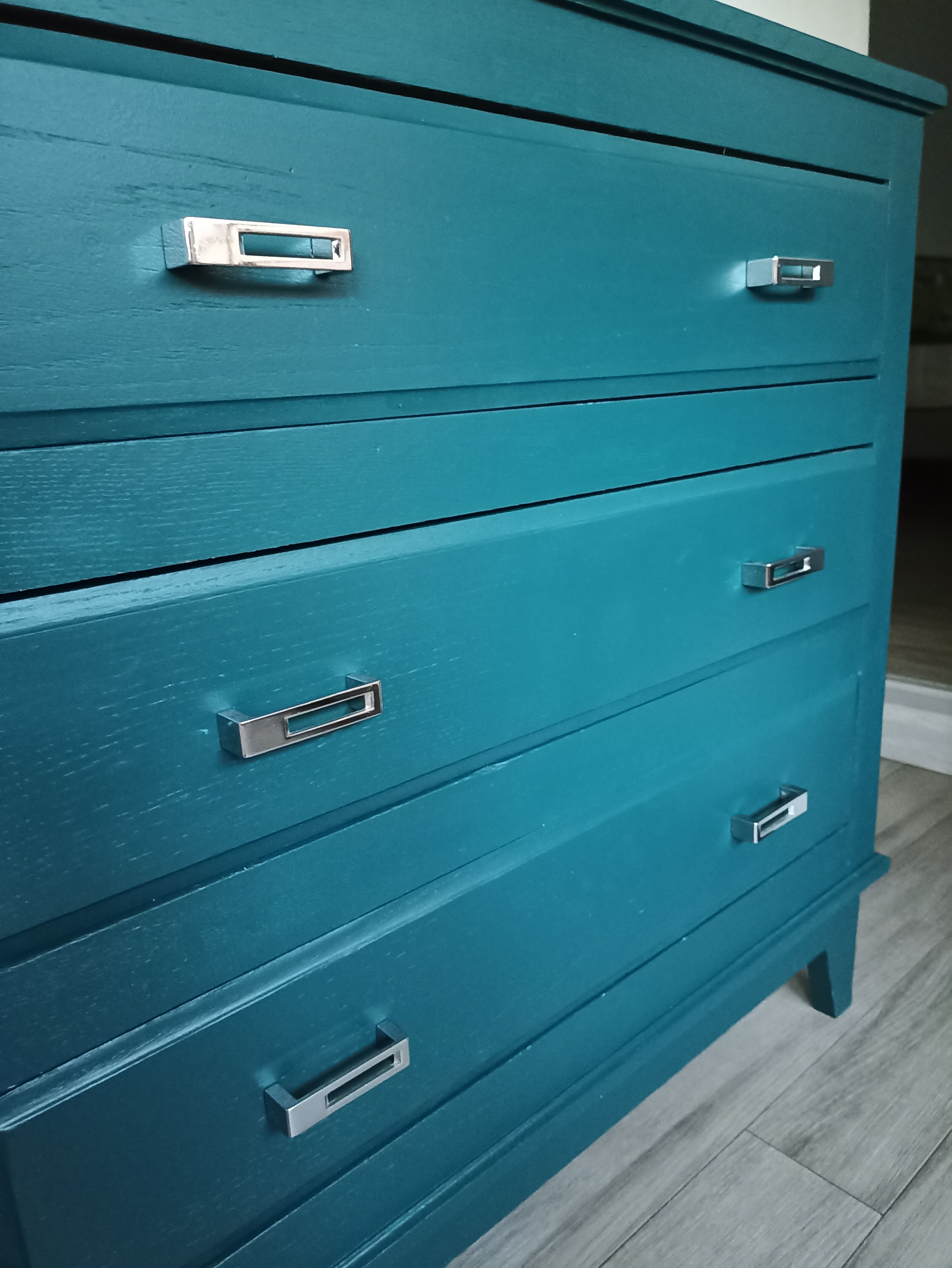 Asymmetrical furniture