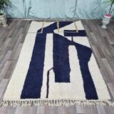 Authentic Moroccan wool rug handwoven, 250x150 cm.