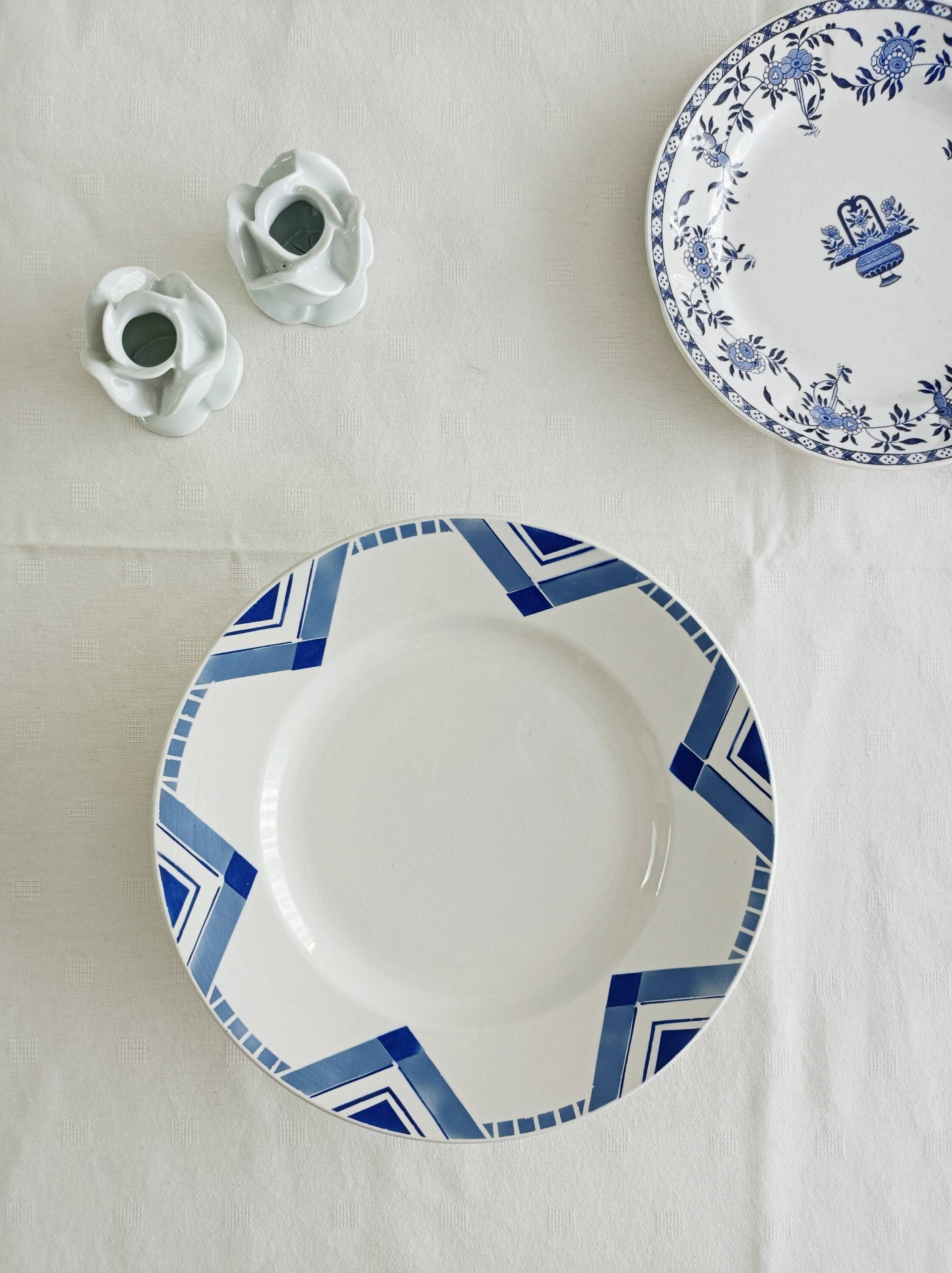 Mounted plate, compote dish Moulin des loups Pax