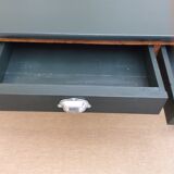 Former desk Minister