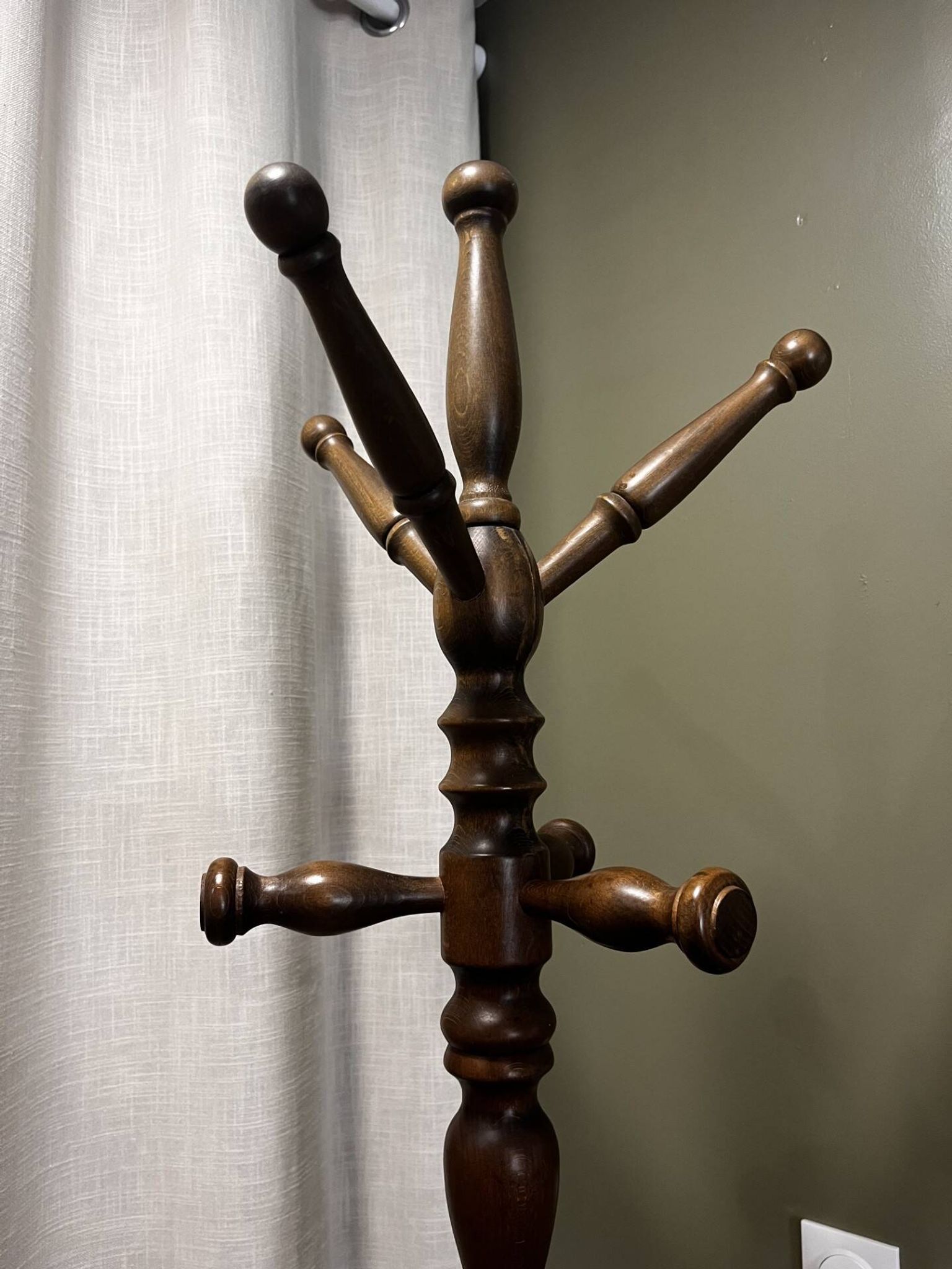 Coat hanger