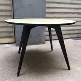 Round feet compass year 50 formica table