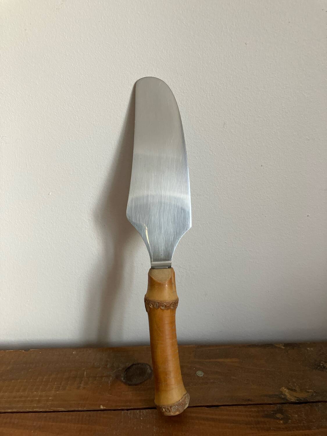 Bamboo pie server