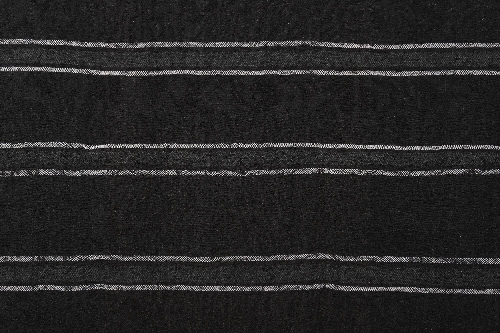 Kilim turc vintage tissé main 240x330 cm
