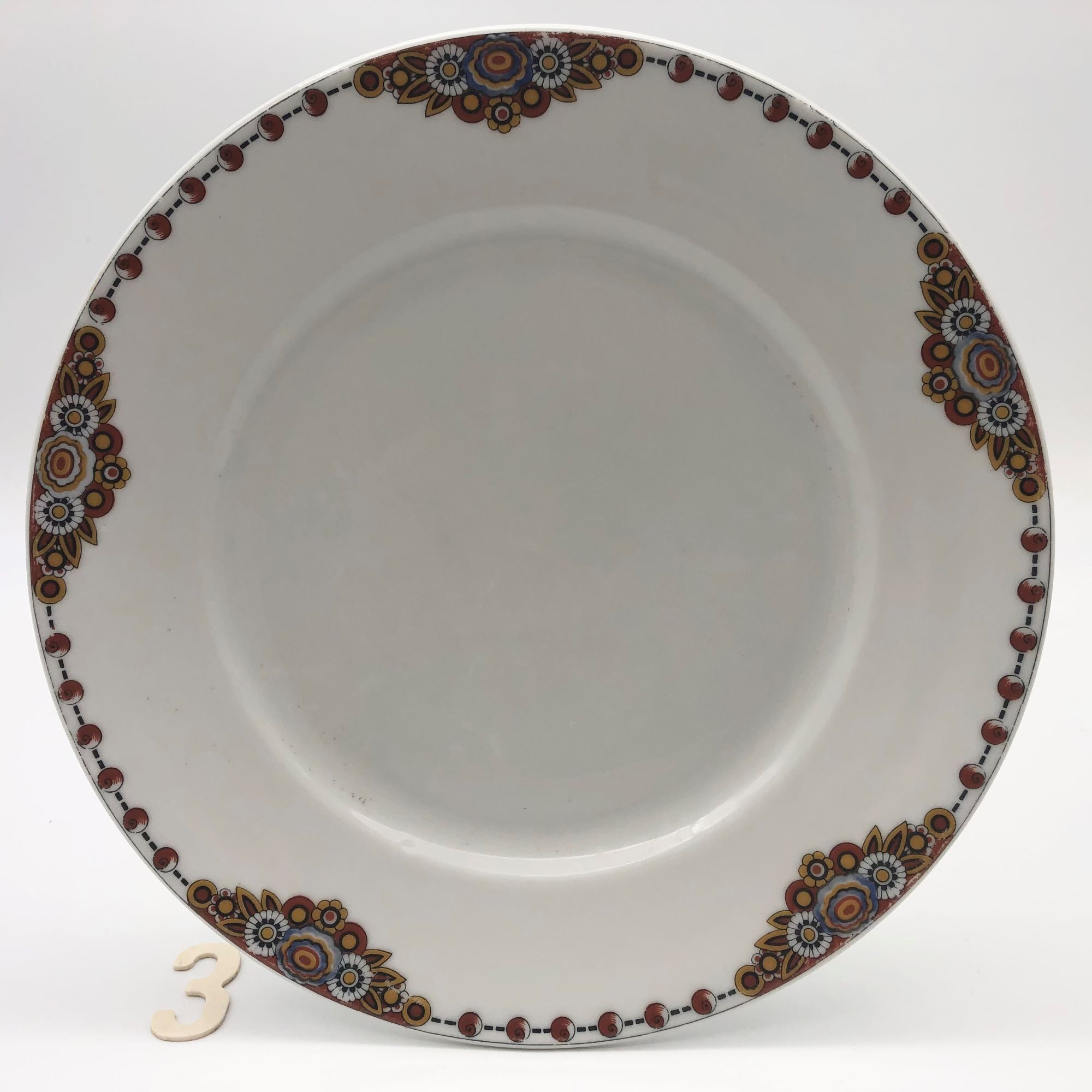Set of 5 flat plates in Limoges porcelain