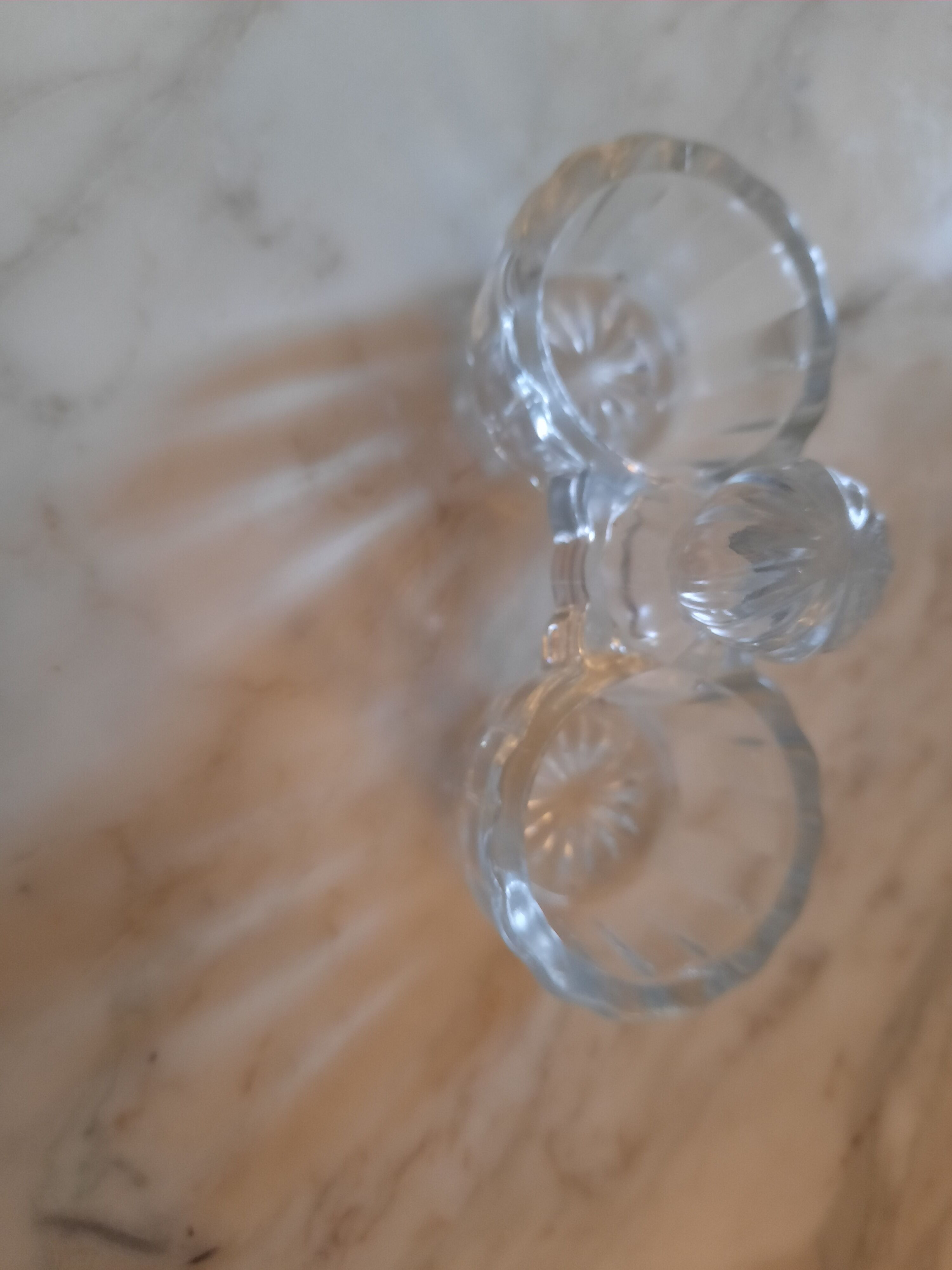 Pepper salty moulded glass