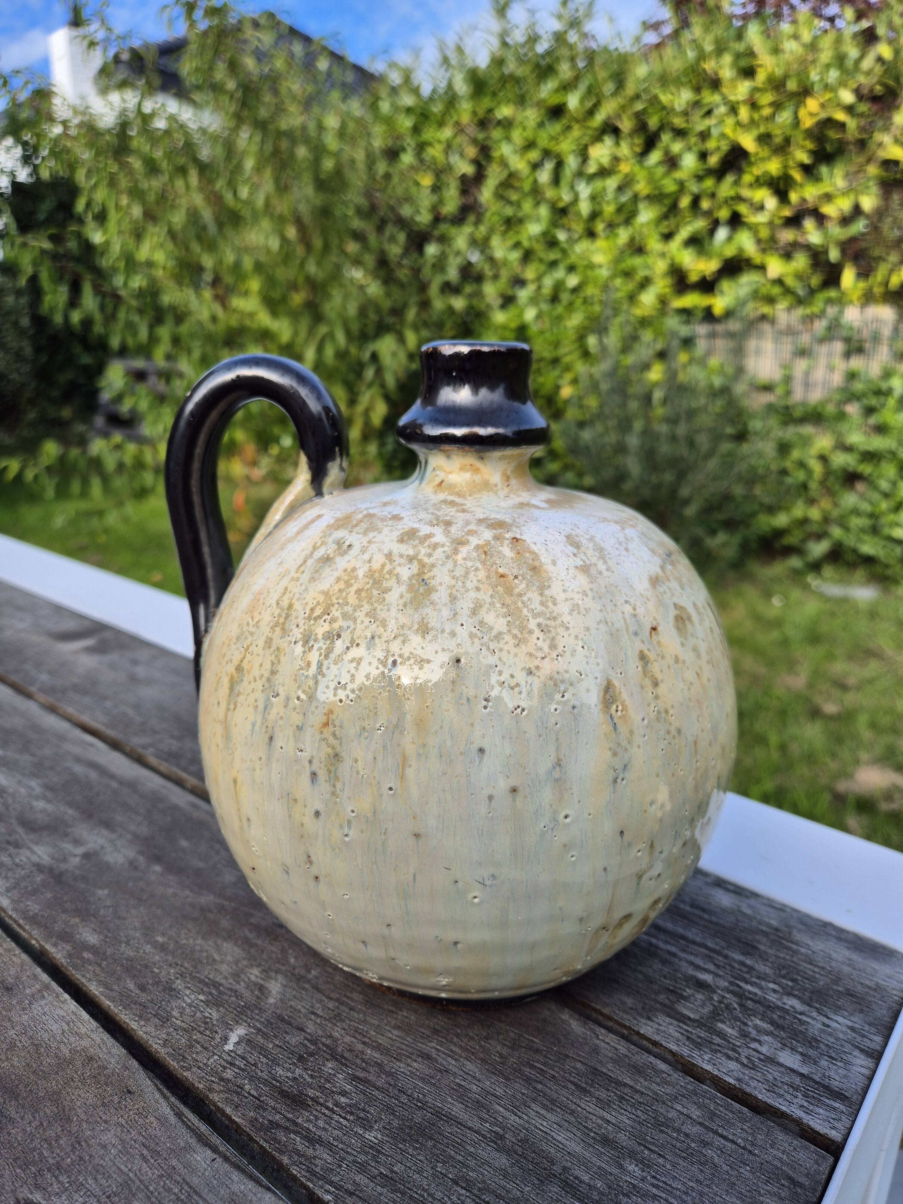 Ceramic stoneware signed Guérin