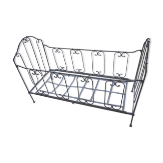 Old foldable metal bed