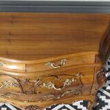 Coffin-style chest of drawers in walnut