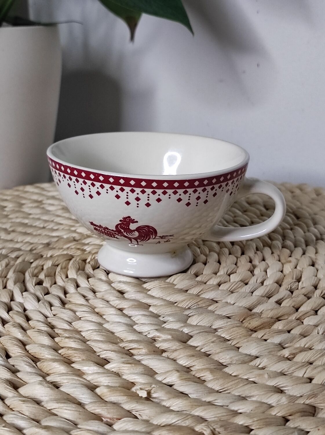 Old cottage-style cup