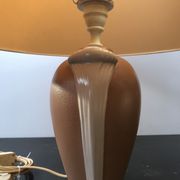 Former schuytener ceramics robert lamp - vintage cream lampshade