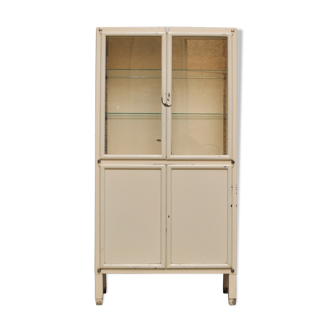 Cabinet médical des années 50