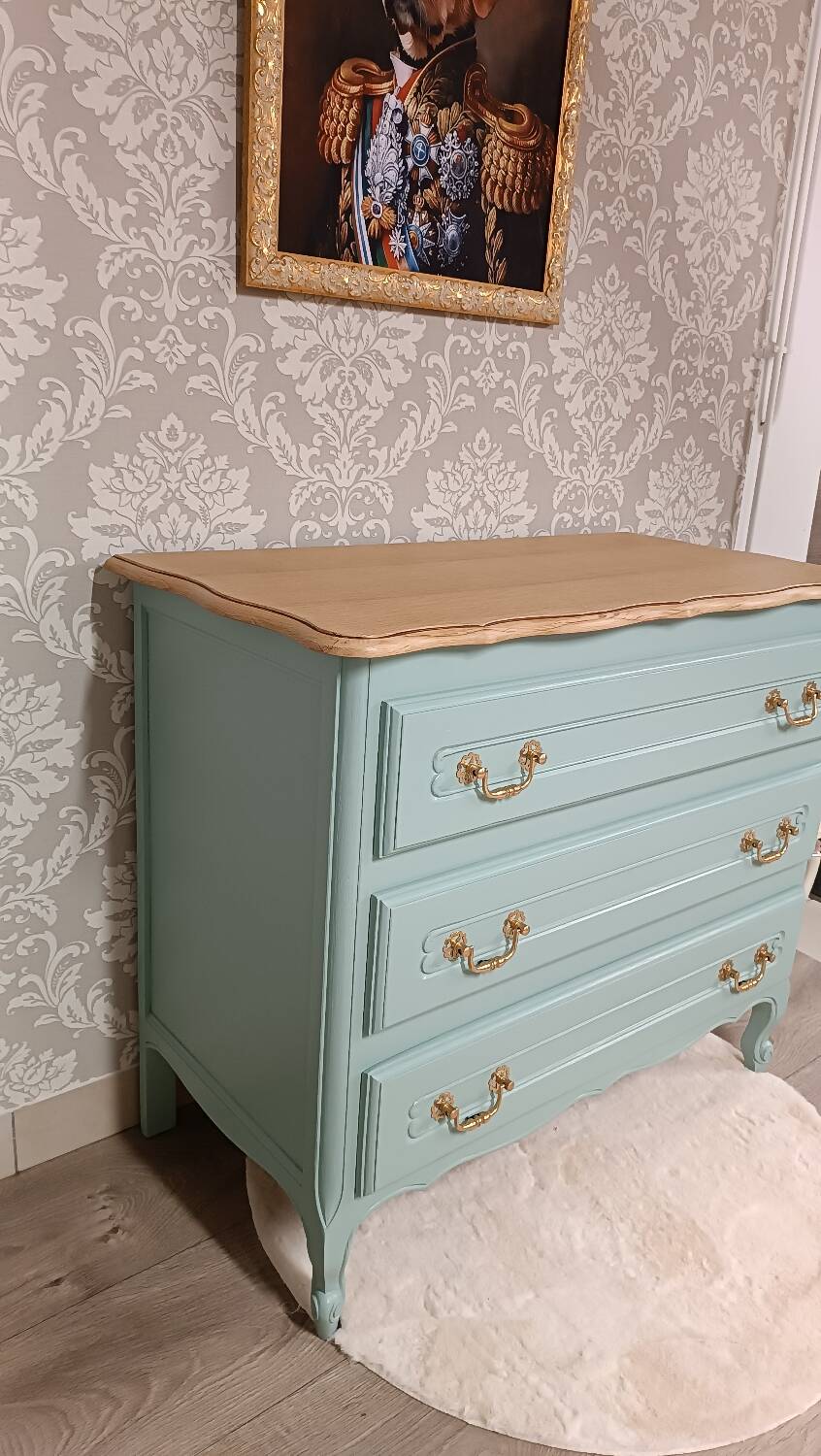 Louis XV style commode
