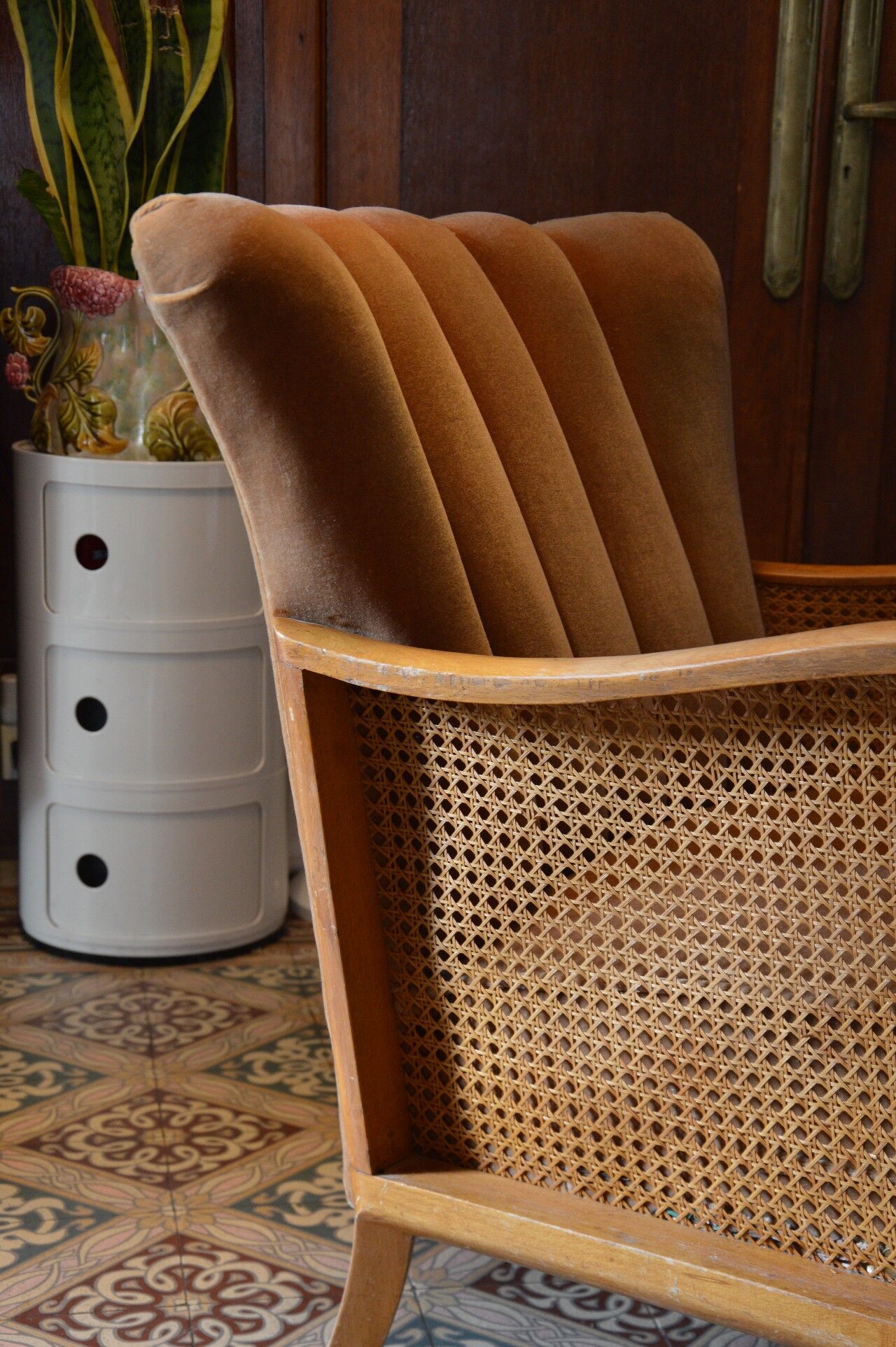 Chair caning and velvet cocktail