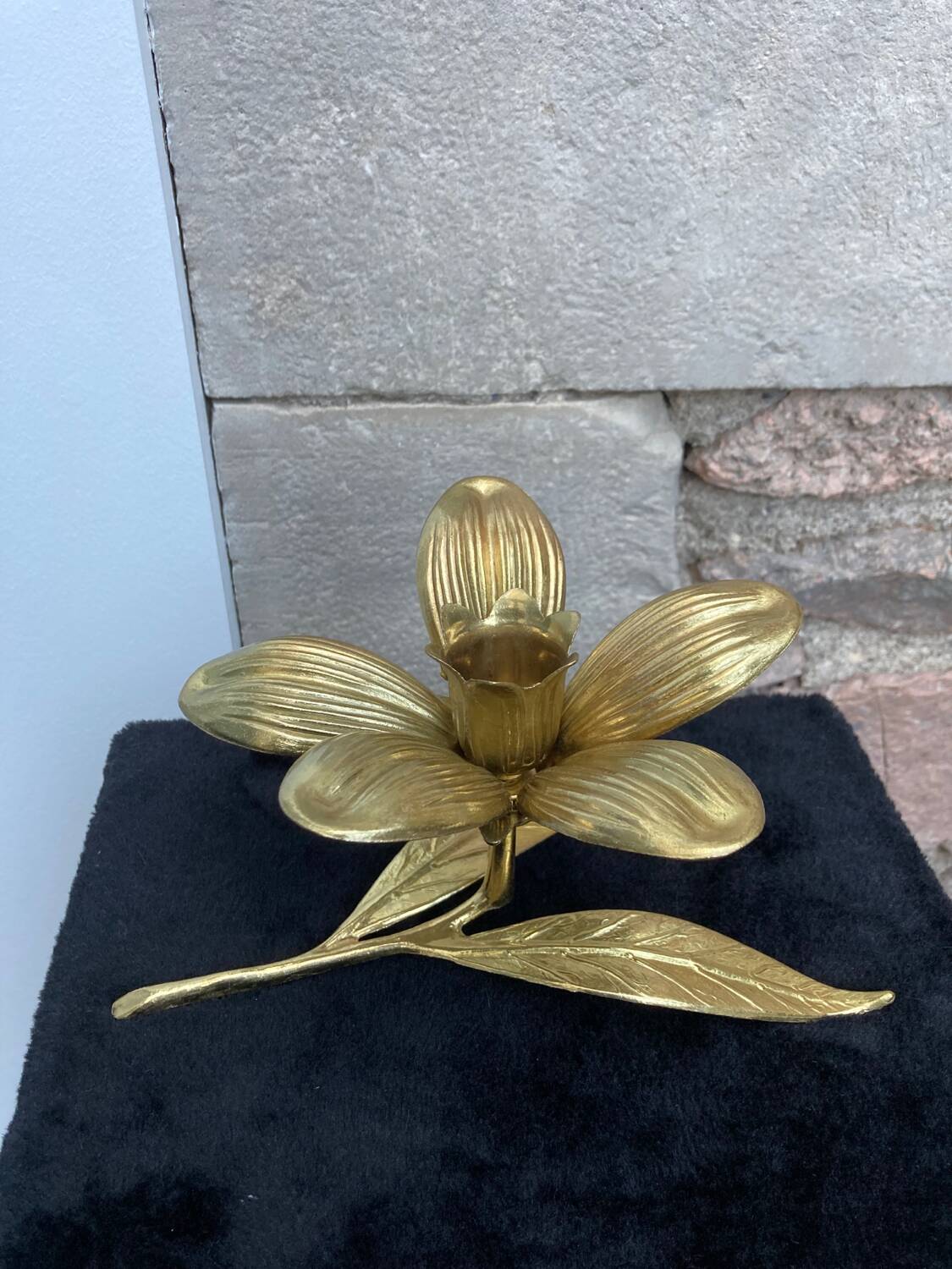 Vintage flower ashtray candle holder