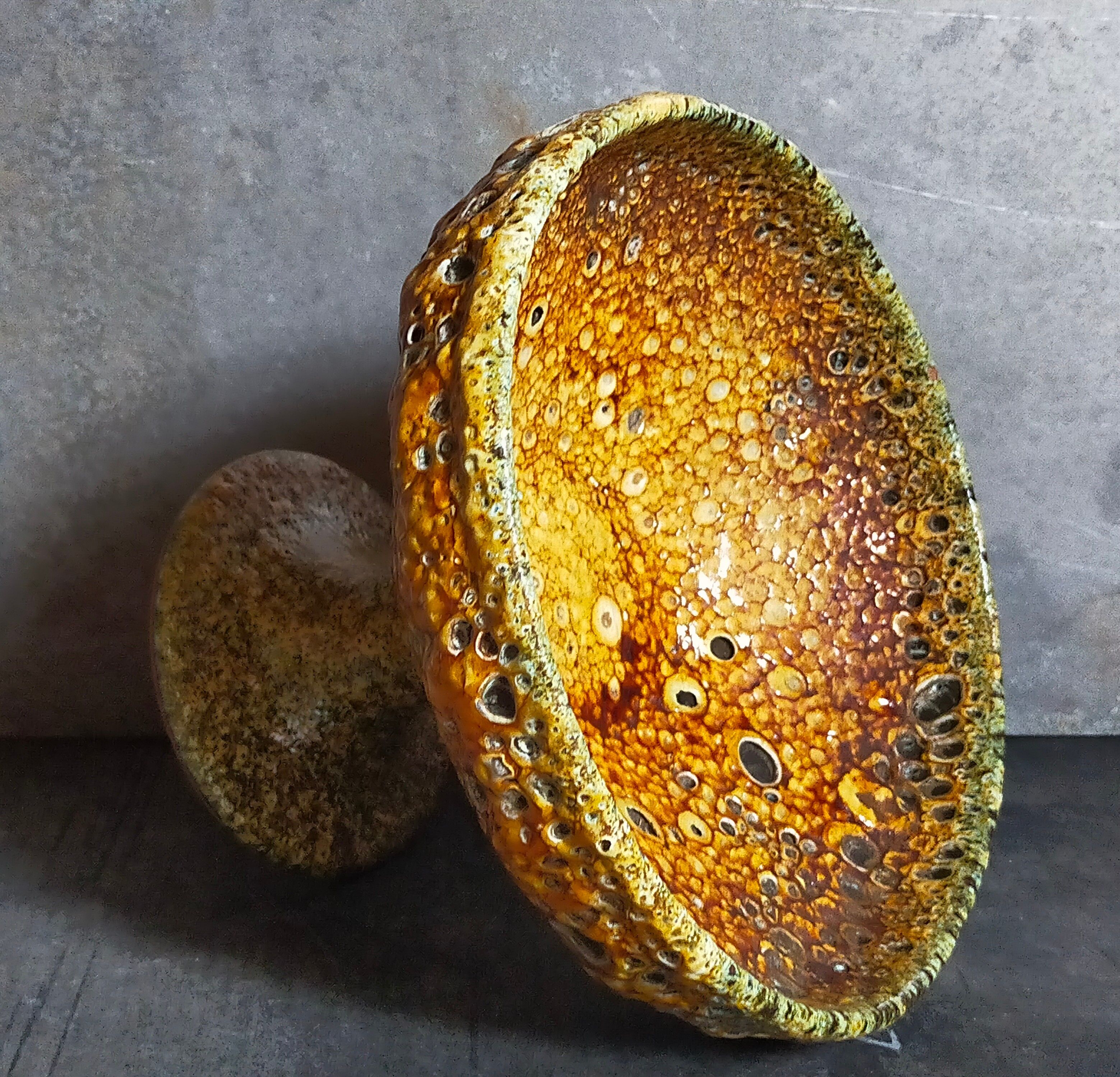 Coupe sur pied céramique Fat-Lava émaux Le Cyclope à Annecy vintage