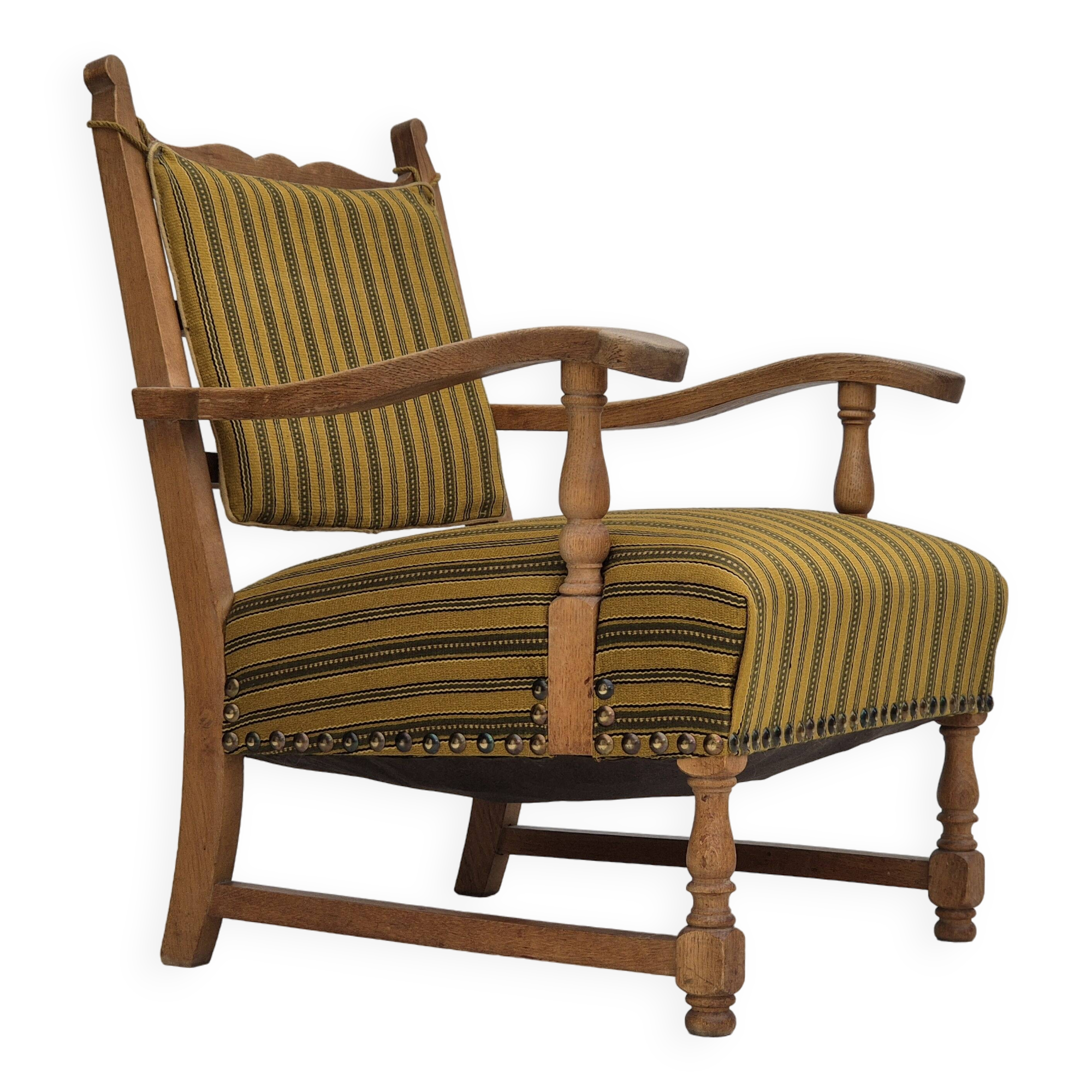 1960s, Danish lounge chair, original very good condition, furniture wool, solid oak wood.