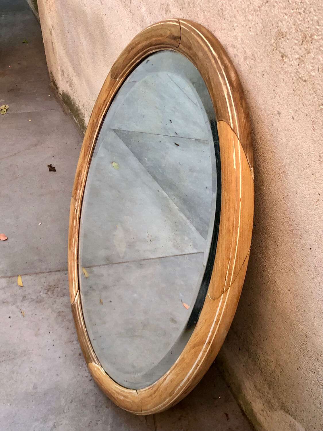 Oval wooden mirror