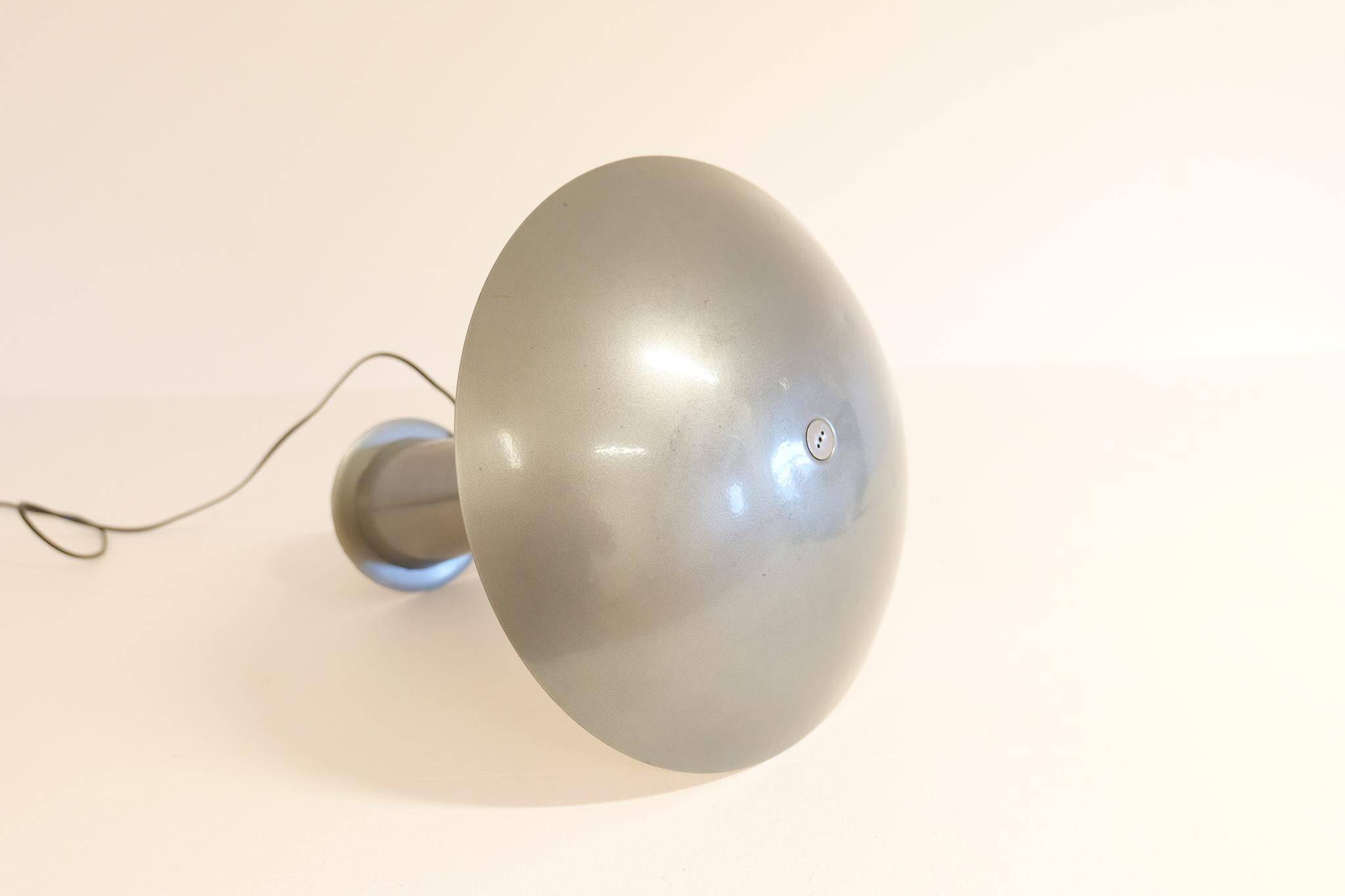 Lampe de table époque spatiale Aluminor France années 1990
