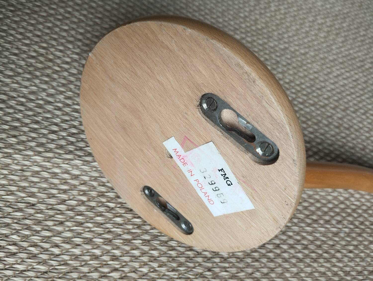 Curved wooden coat hook