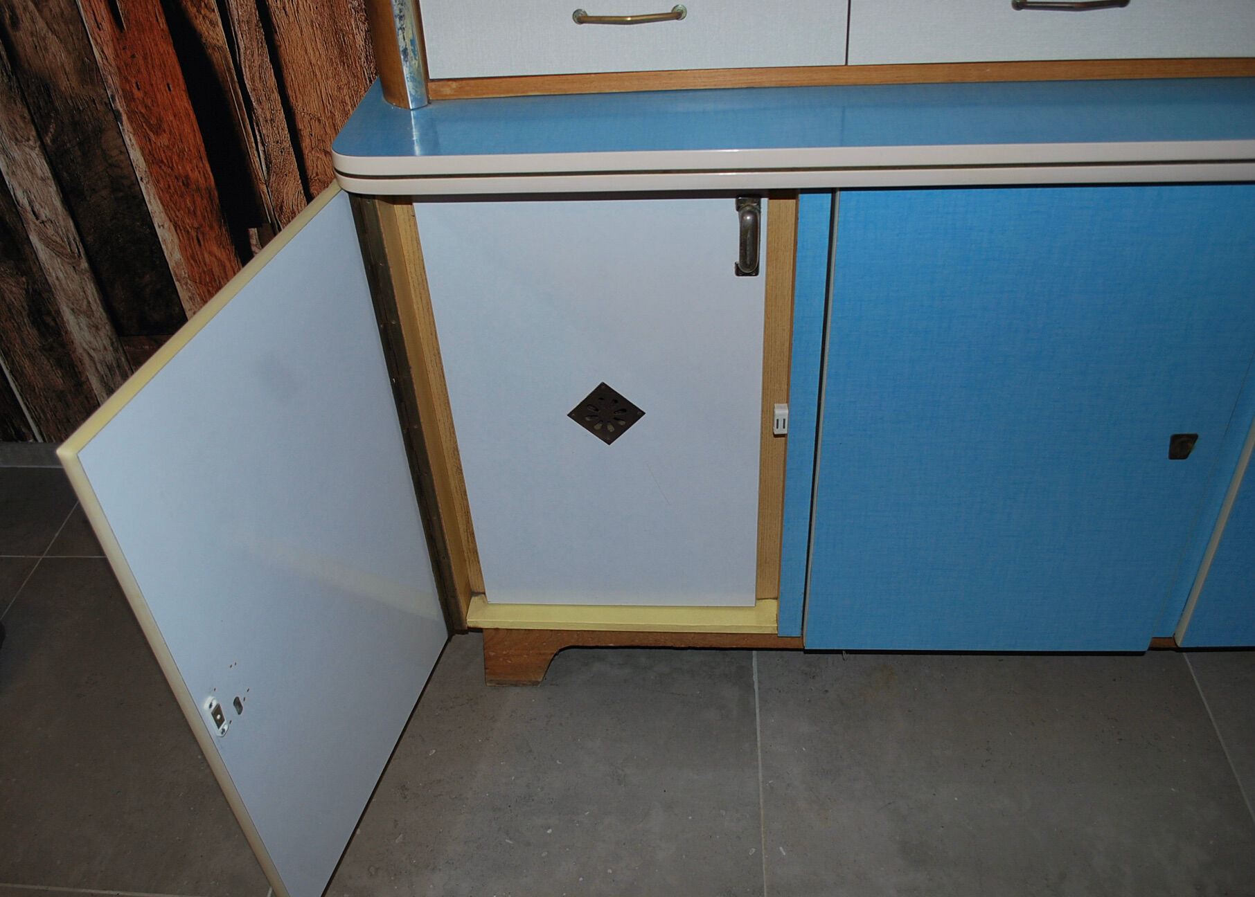 Vintage buffet