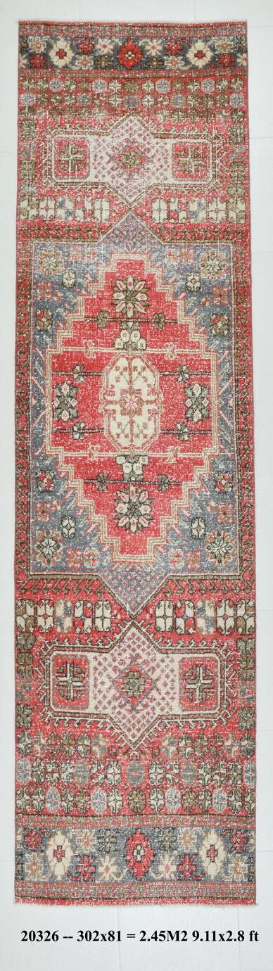 3x10 Red & Beige Persian Runner Rug, 81x302Cm