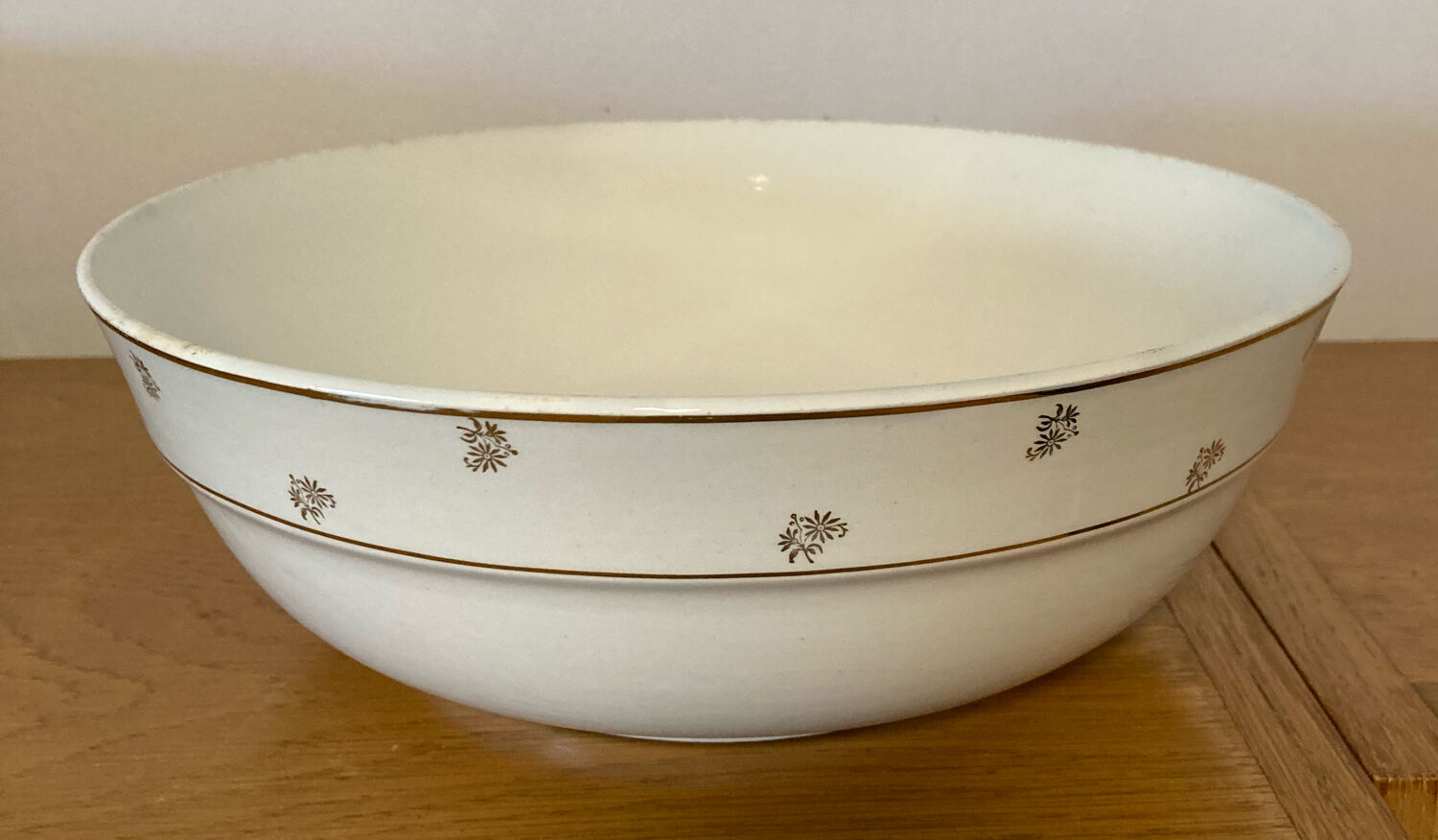 Salad bowl Digoin Sarreguemines model Nico