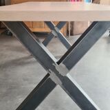 Dining table metal feet