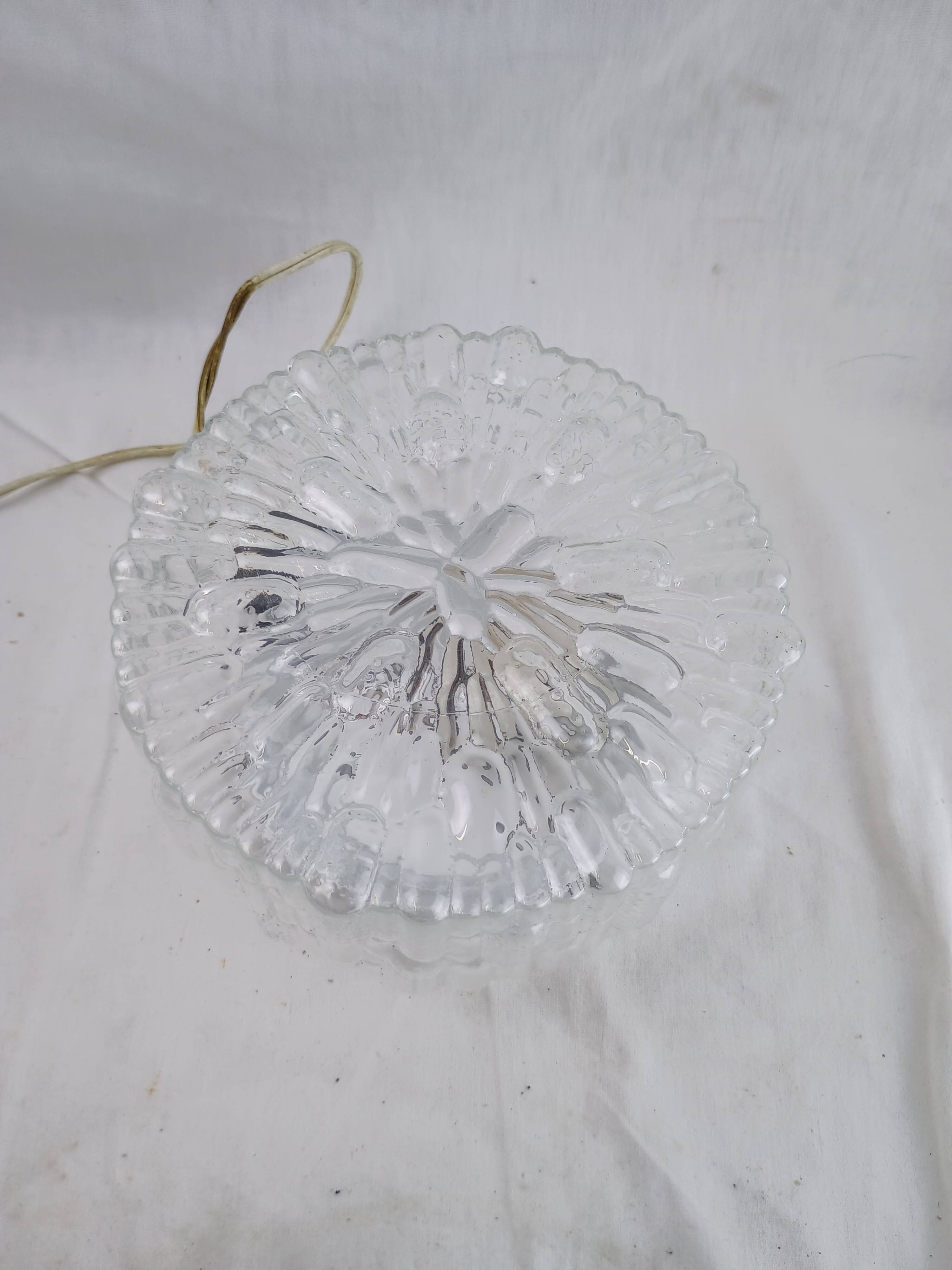 Authentic vintage french ceiling light from the 1960s, pat angem.