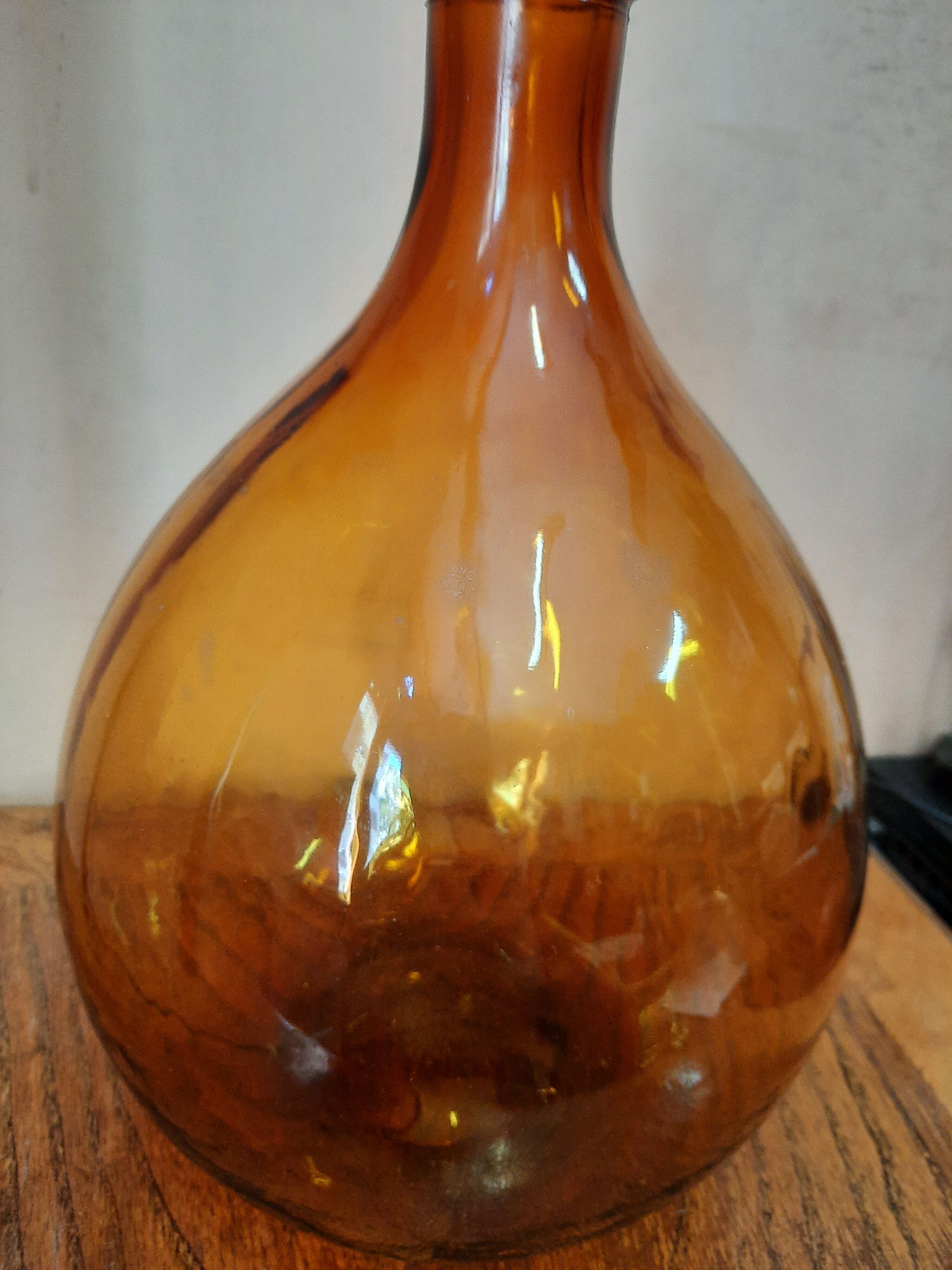 Damme - amber jeanne