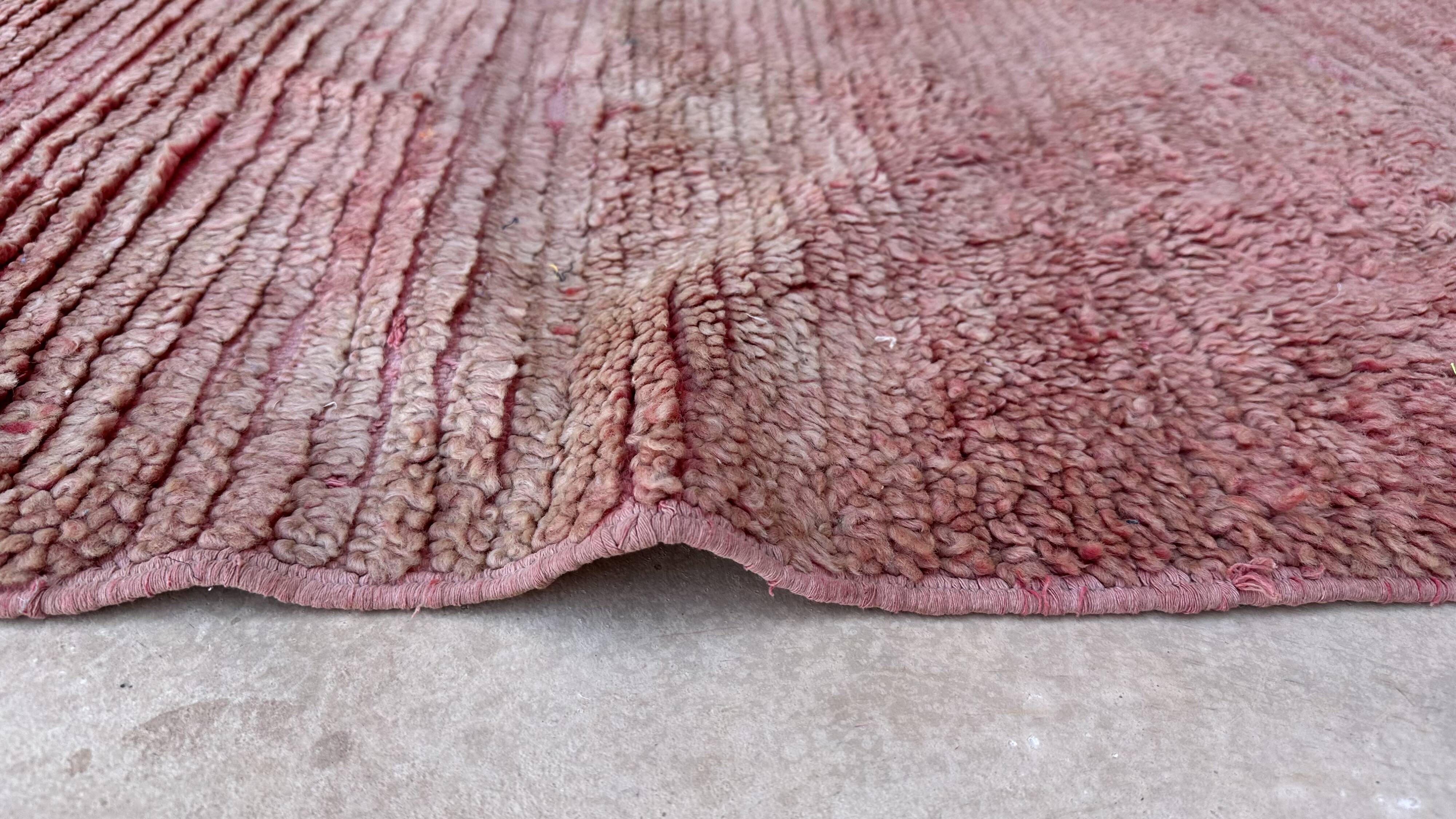 Moroccan red carpet - 108 x 232 cm