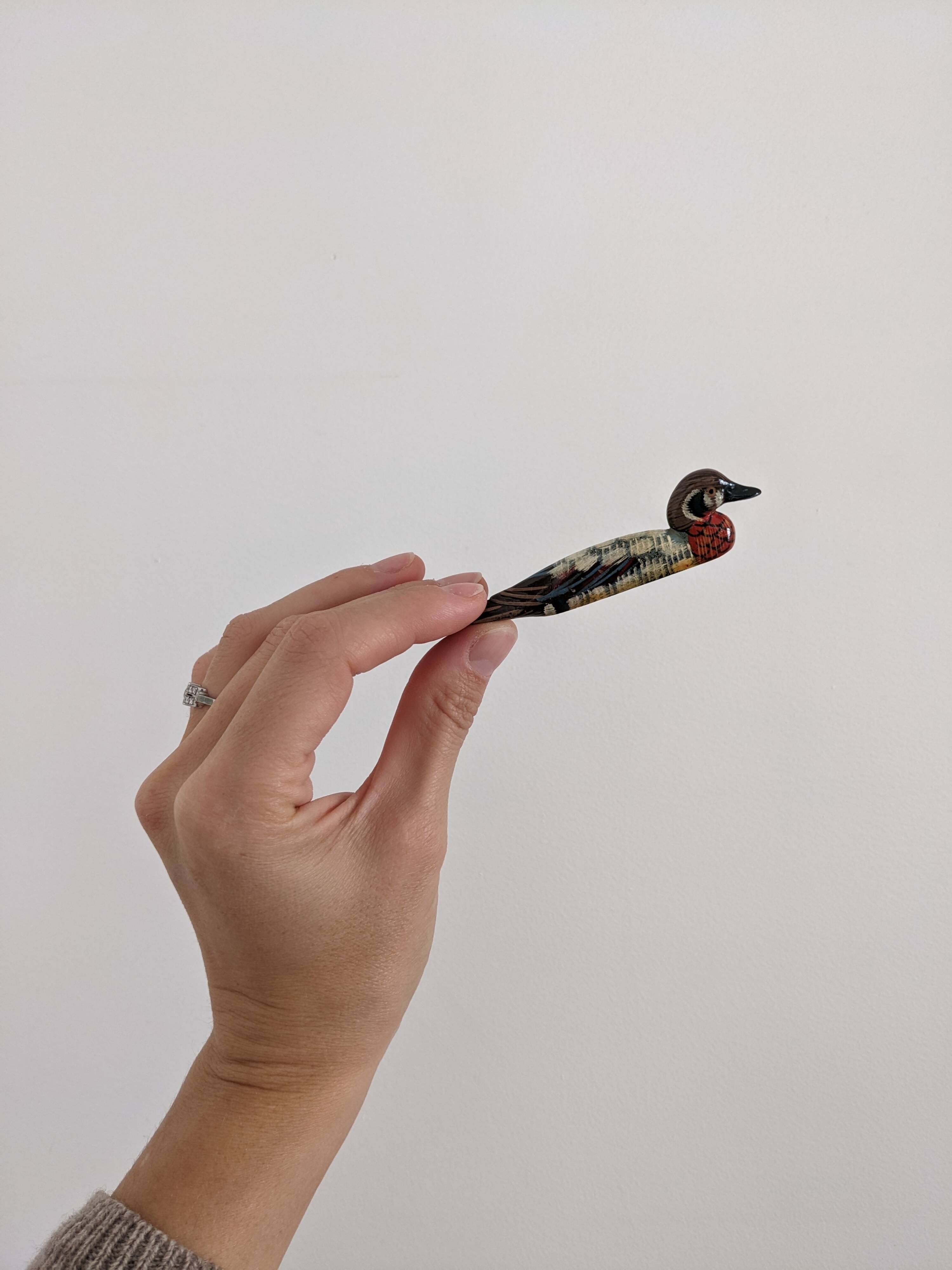 Lacquered wooden duck knife holders