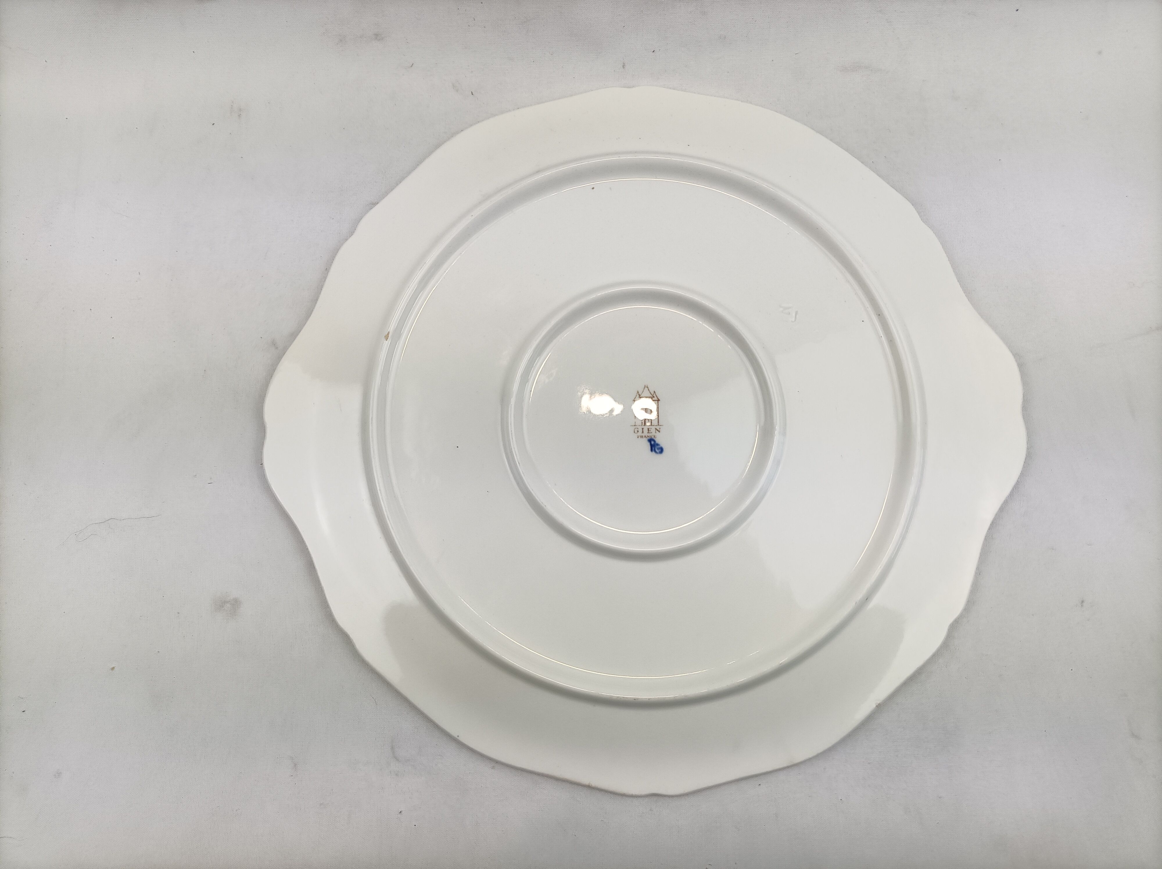 Dish Gien model peony