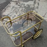 Serving table of the 70