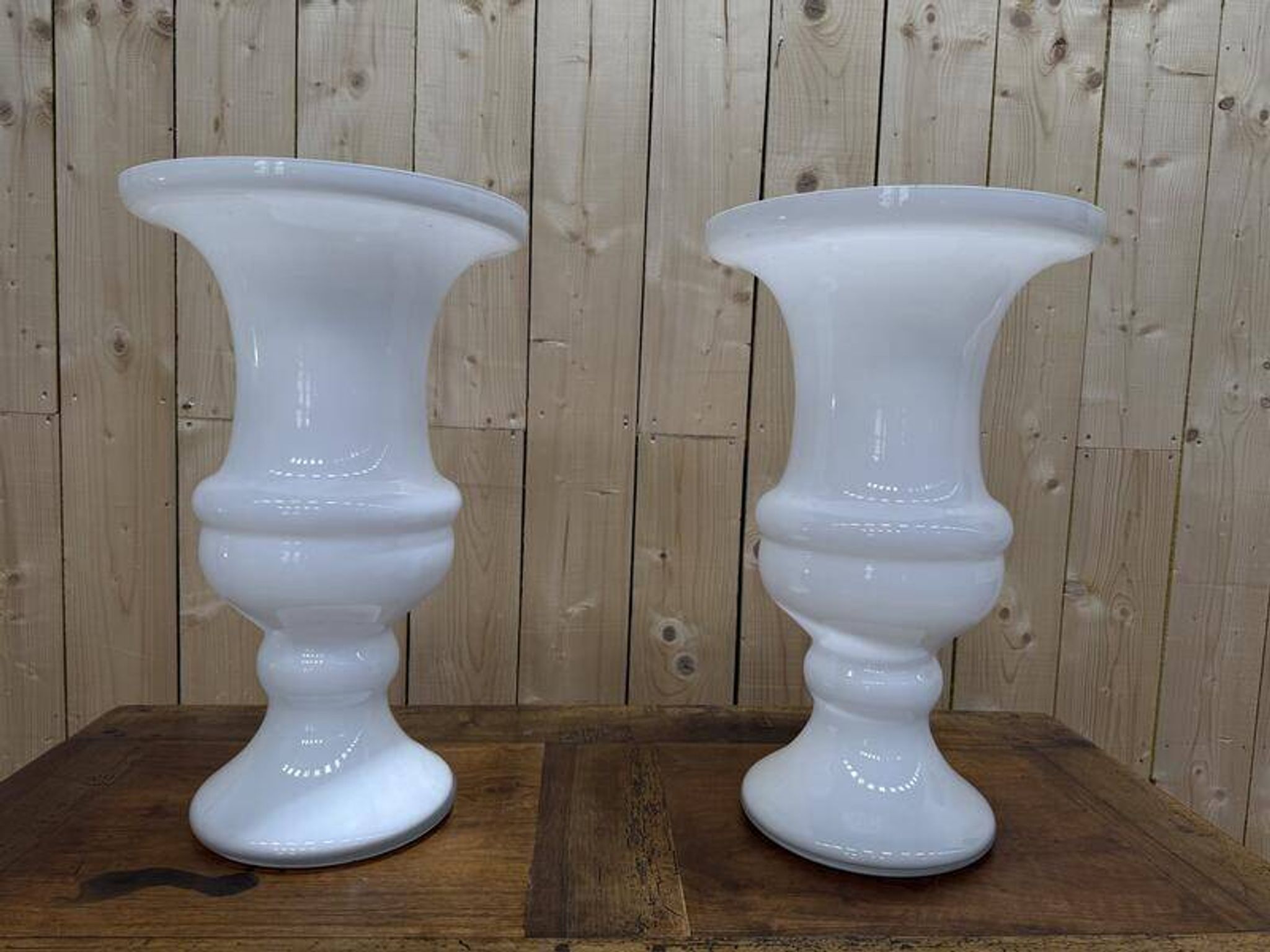 Paire de vases Médicis en verre de Murano