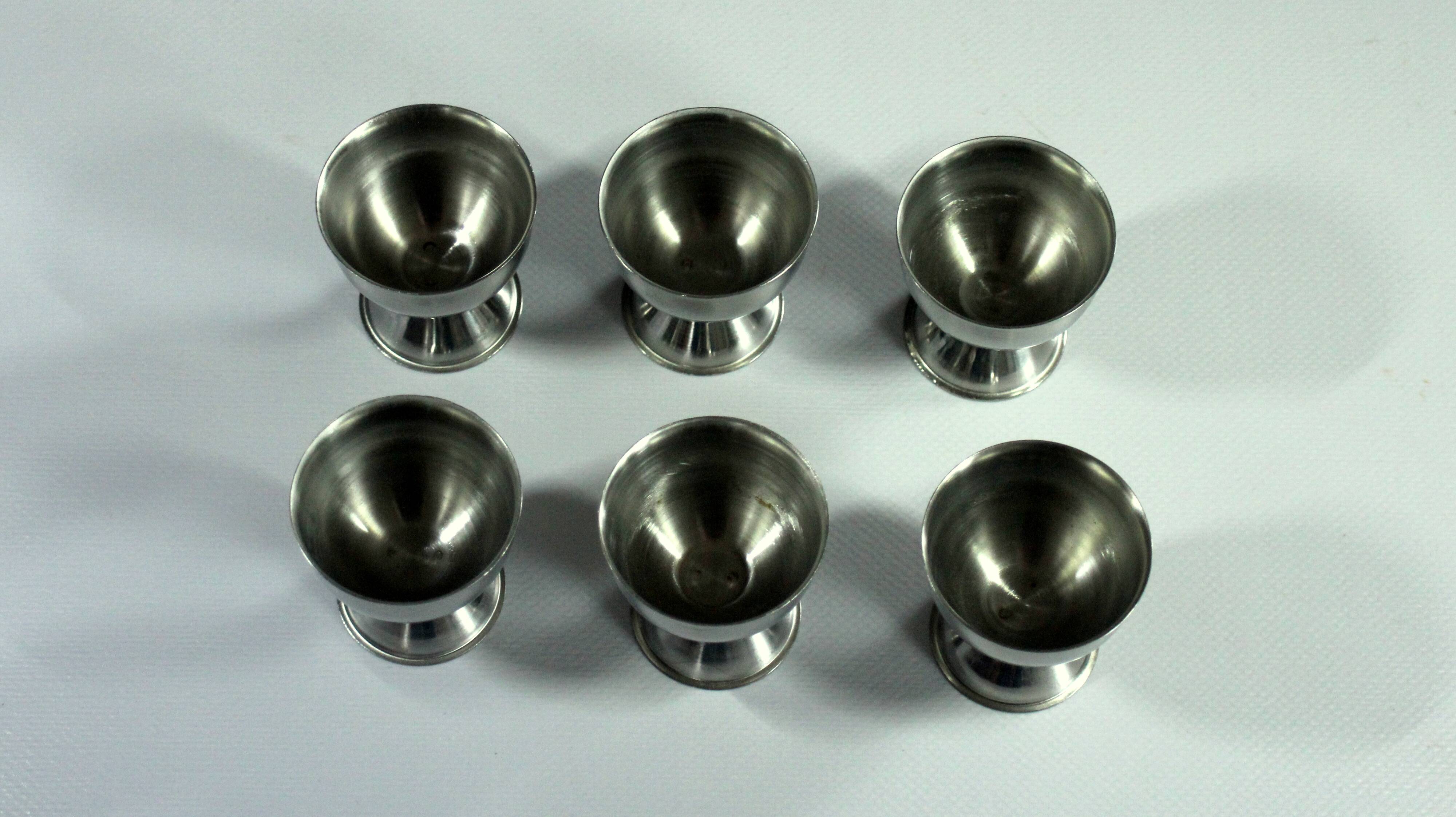 6 stainless steel egg cups - Vintage
