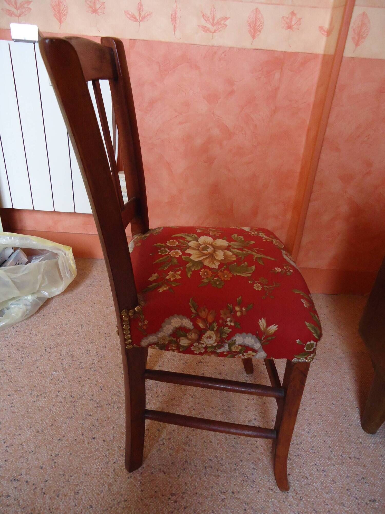 Floral fabric chair