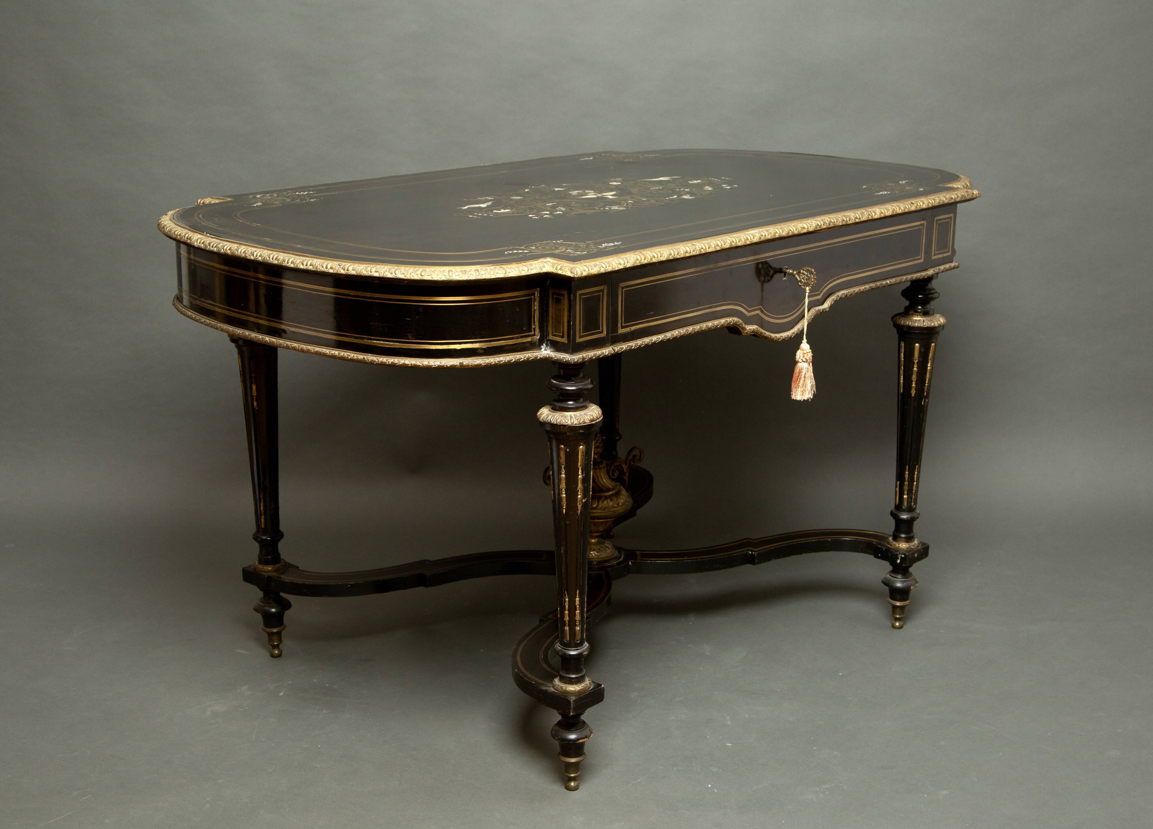 Napoleon III table or desk