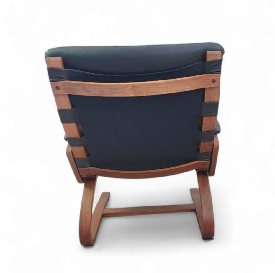 2 x leather lounge chairs