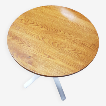 Round table with white base