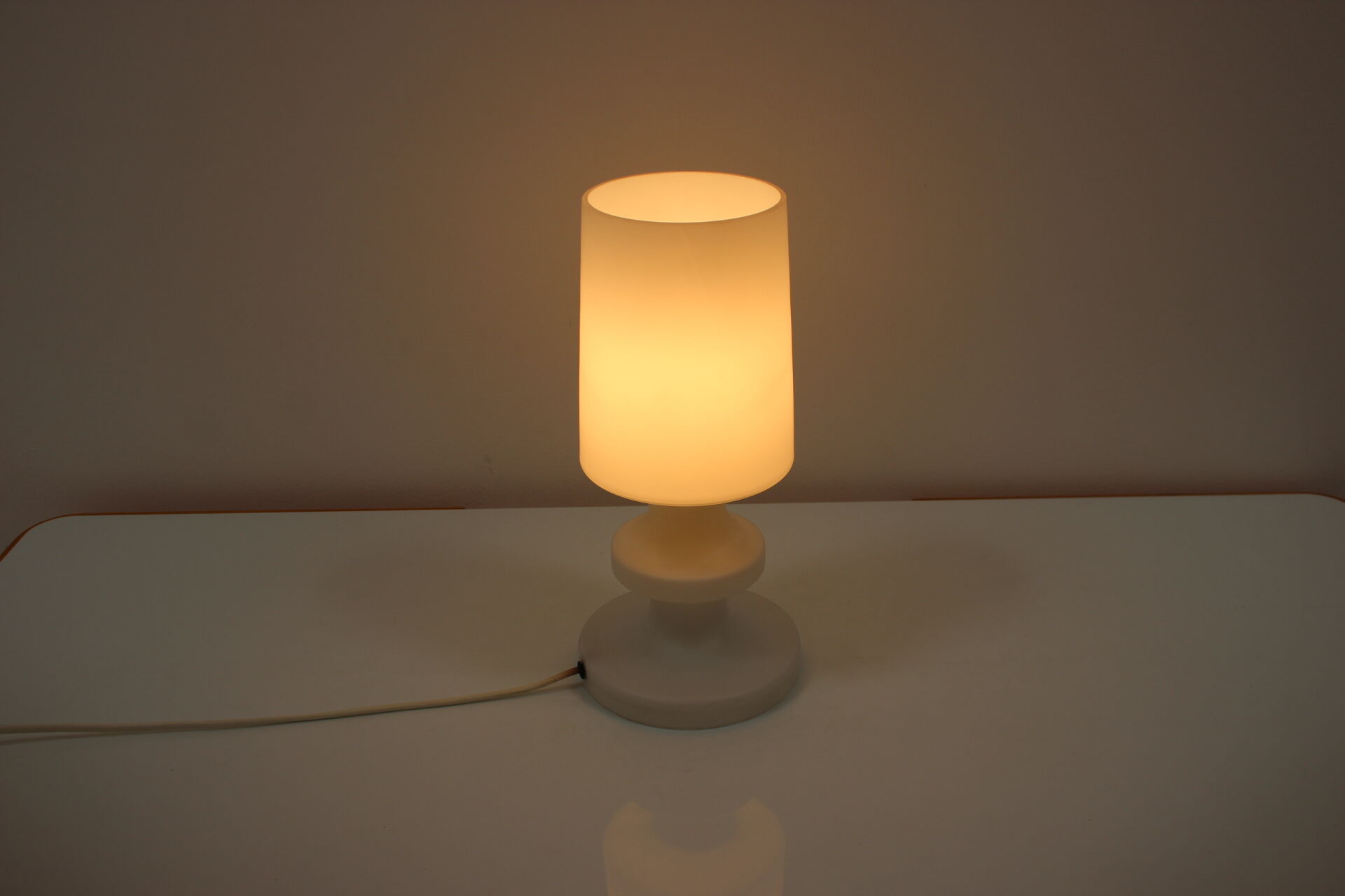 Mid-century allglass table lamp/ Osvětlovací sklo Valašské Meziříčí, 1970's