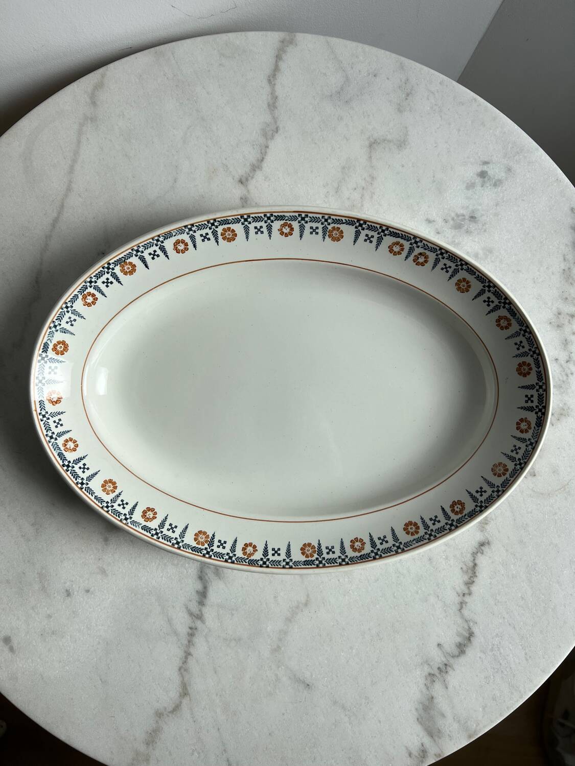 Large oval presentation platter St Amand