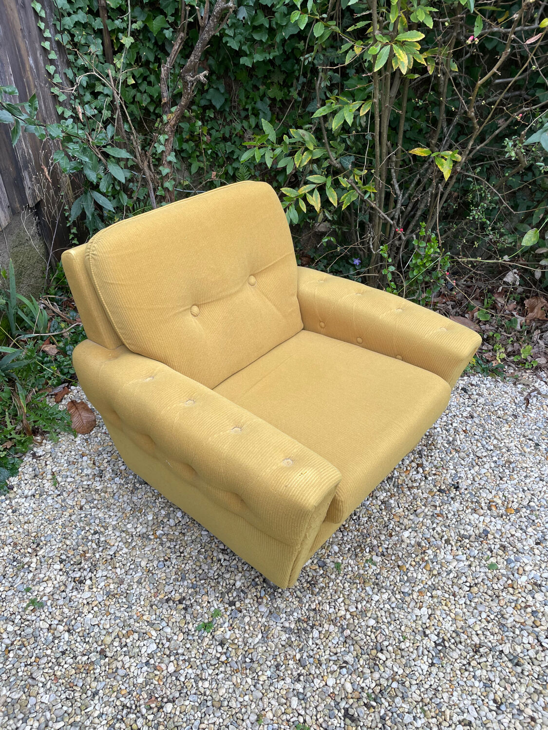 70s velvet club armchair