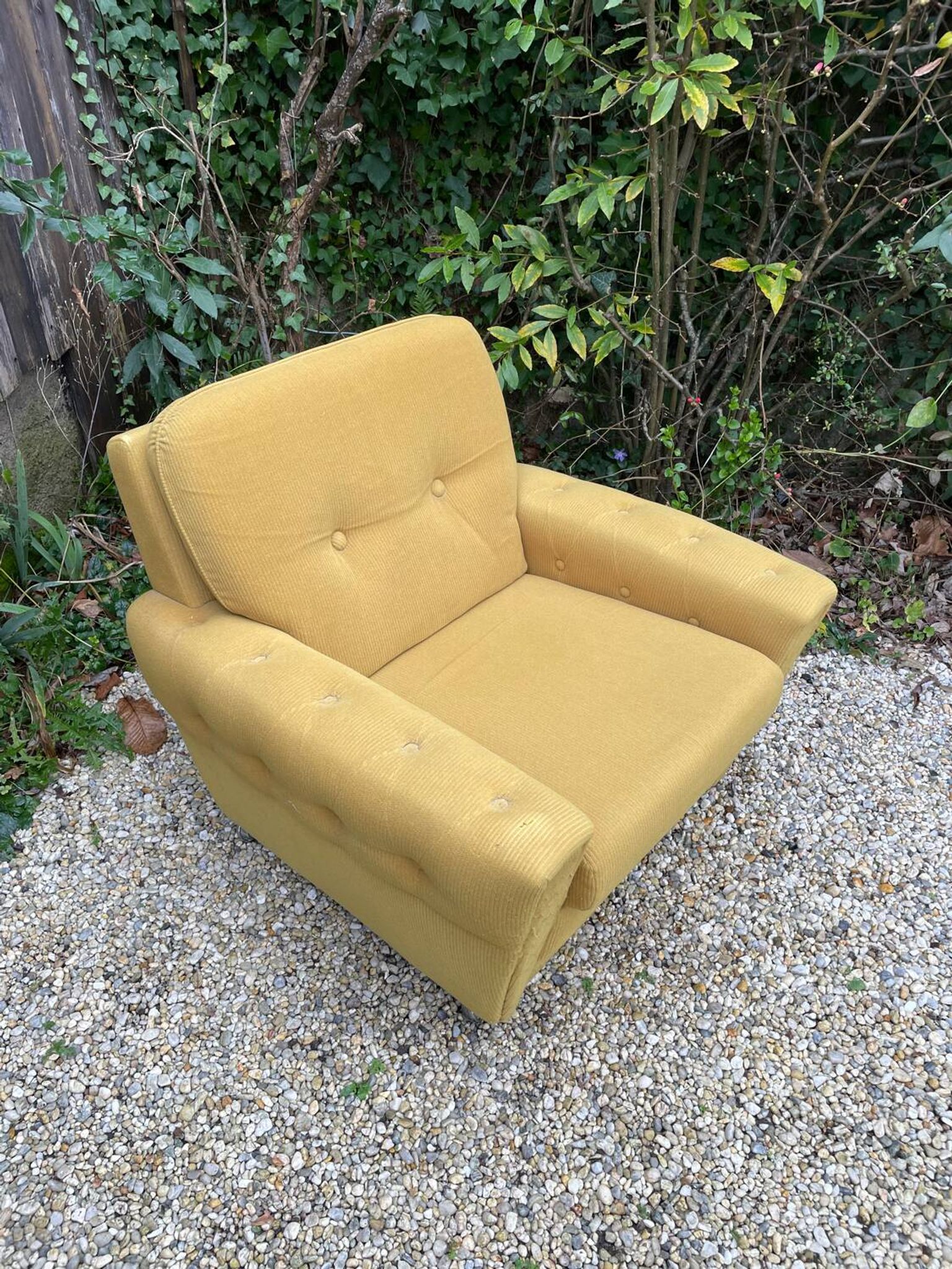 70s velvet club armchair