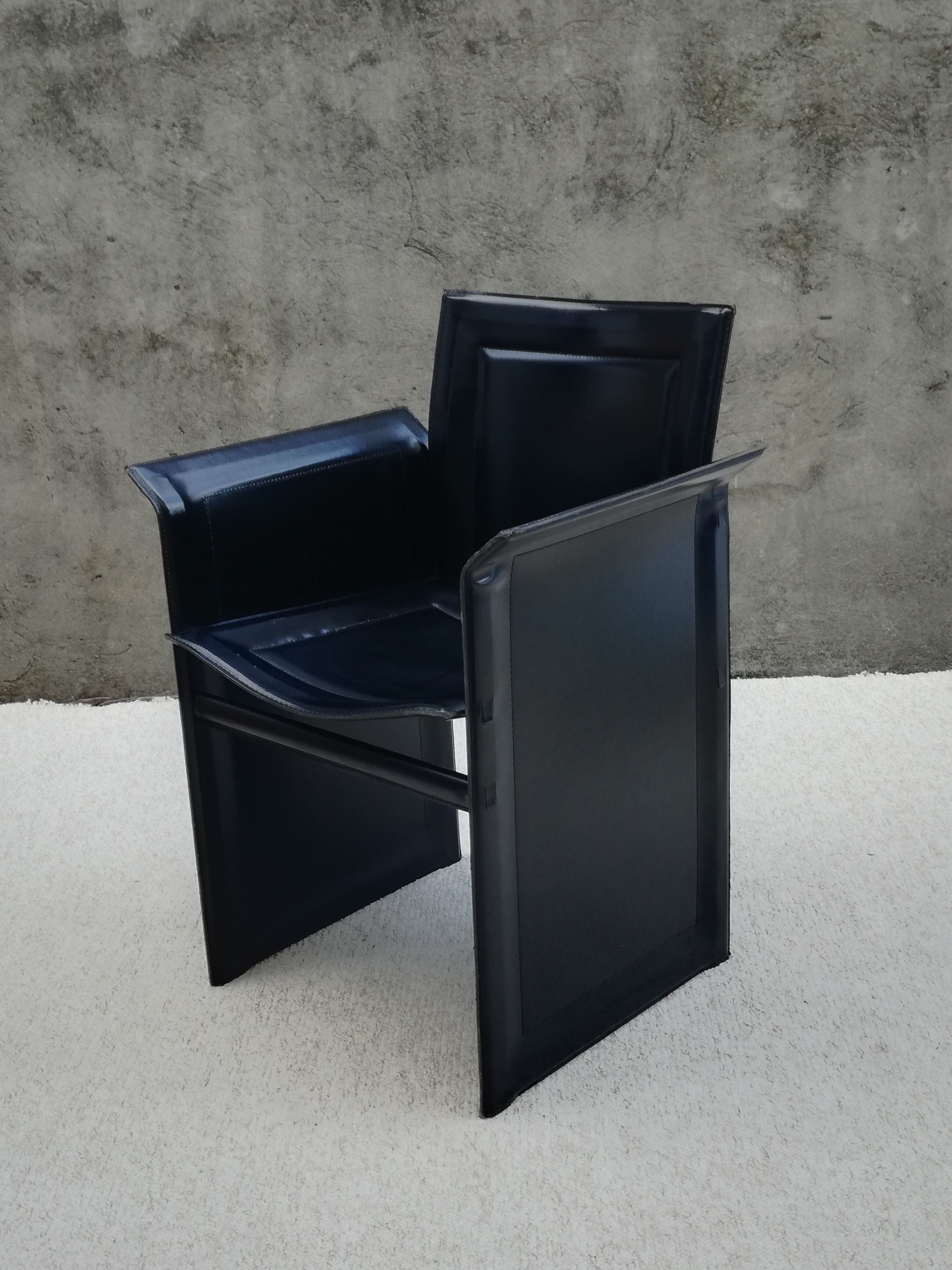 Tito Agnoli Italian black leather design chair