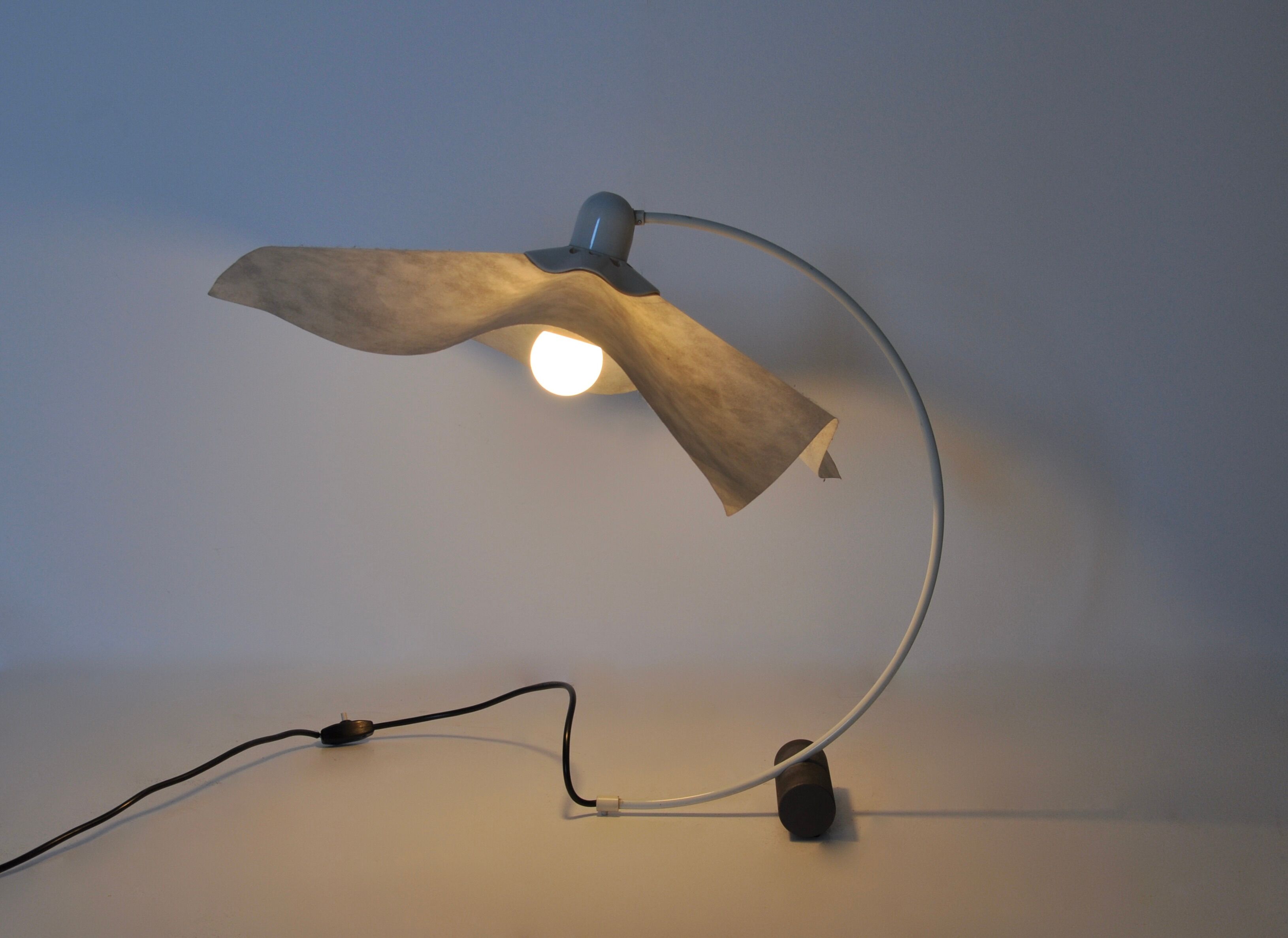 Area Curvea desk lamp by Mario Bellini for Artemide 1970s